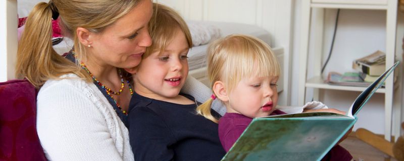 Kinderbuch-Prämie - KITA Krachmacherstraße - Demo Website für Kindergarten und Kindertagesstätte in Aschaffenburg